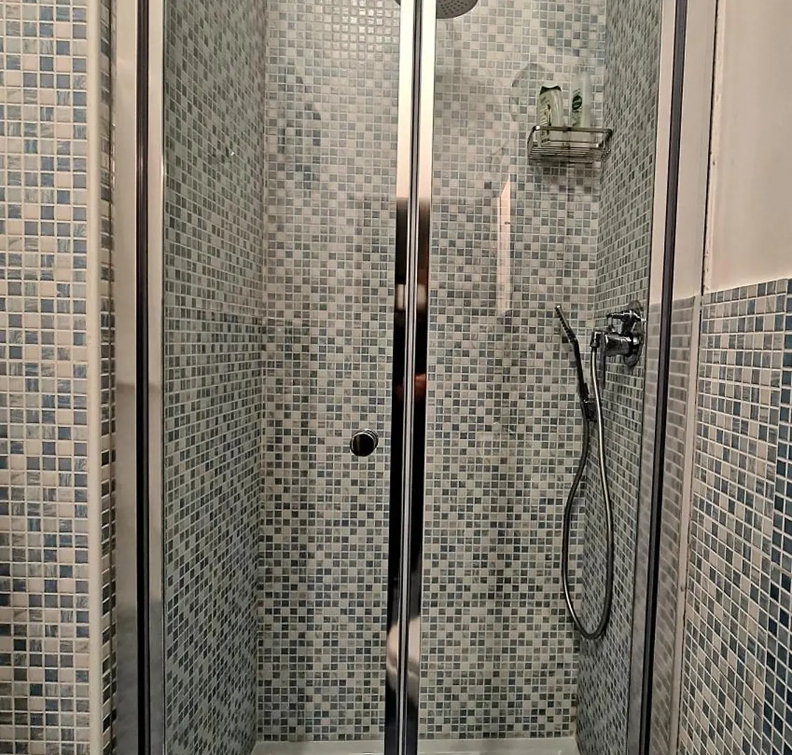 Bnb Rooms And Comfort Rome 5*,