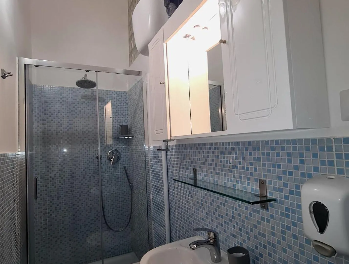 Bnb Rooms And Comfort Rome