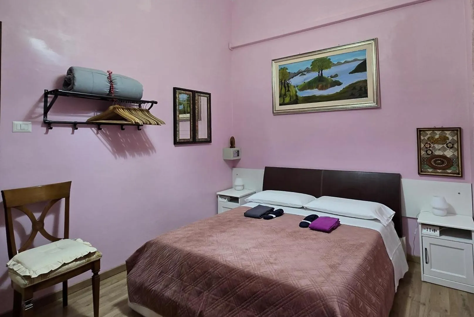 Bnb Rooms And Comfort Rome Italy